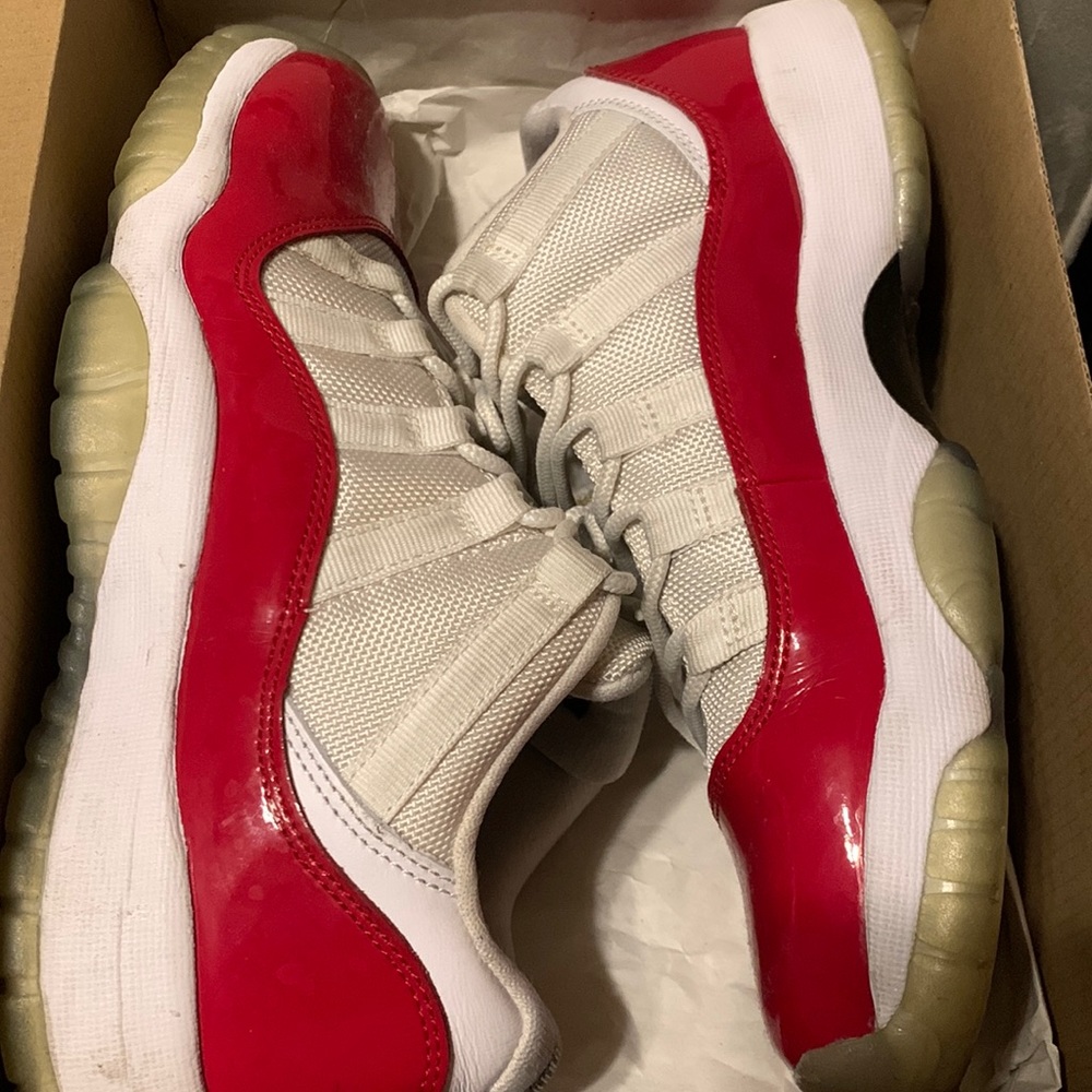 Jordan 11 retro low BG